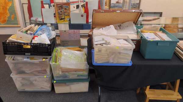 PHILATELISTS DELIGHT