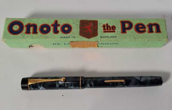 FOUNTAIN PEN