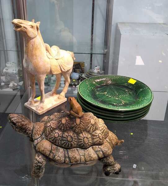 COLLECTABLES