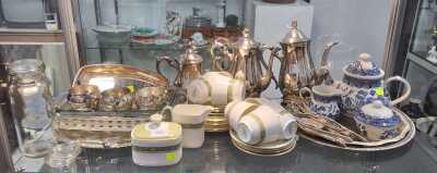 SILVERPLATE & CHINA