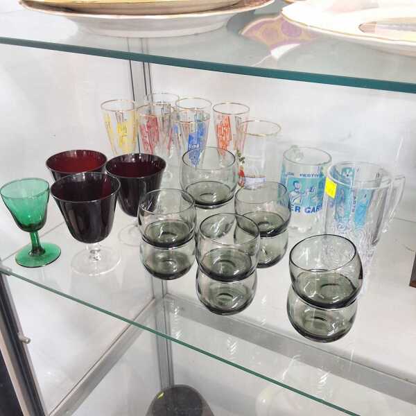 MID-CENTURY GLASSWARE