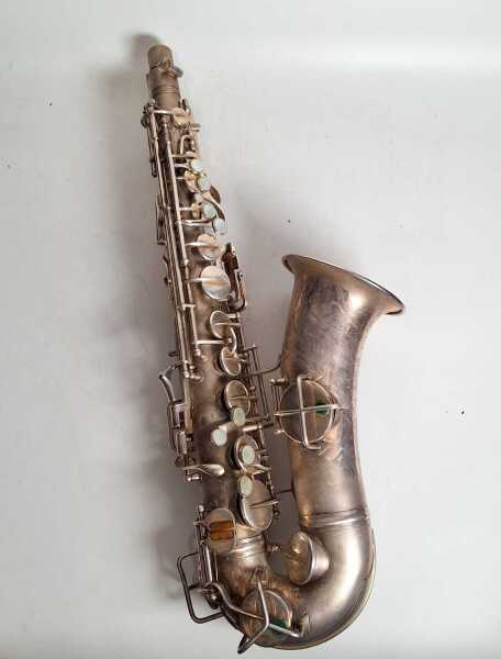 SAXOPHONE