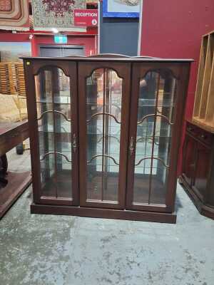 Display Cabinet