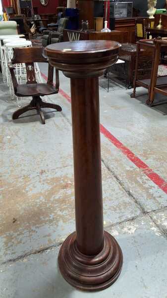 PEDESTAL