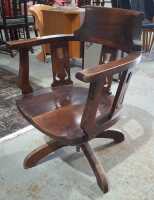 CAPTAINS CHAIR