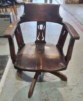 CAPTAINS CHAIR - 2