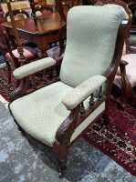 ARM CHAIR
