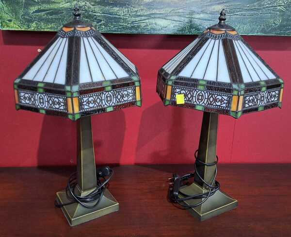 BEDSIDE LAMPS