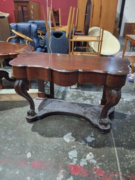 WASHSTAND