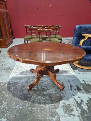 Salon Table