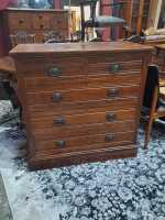 CHEST OF DRAWERS