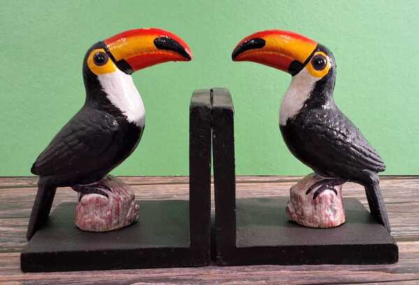 BOOKENDS