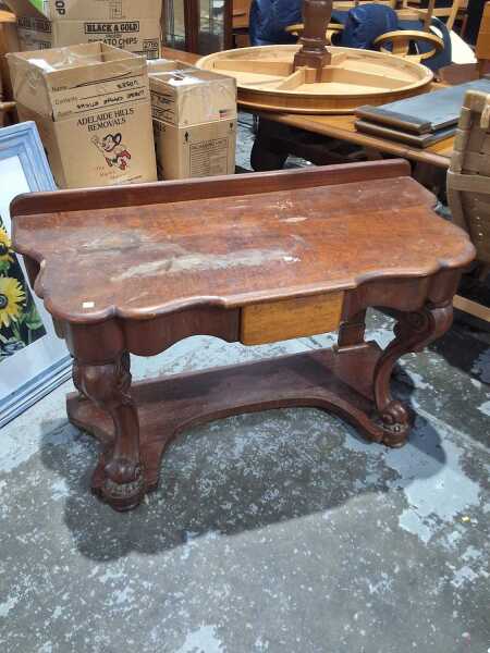 WASHSTAND