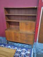 WALL UNIT