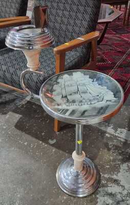Smokers Stand
