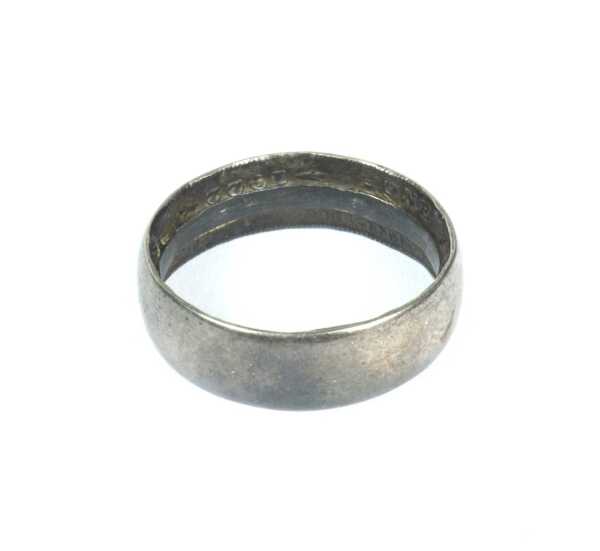 SILVER RING