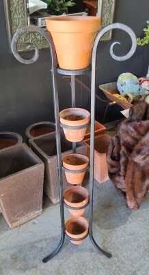 Plant Stand