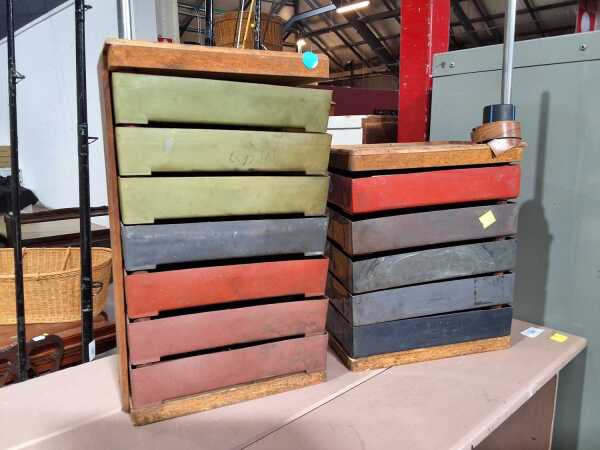 ACCESORY CHESTS