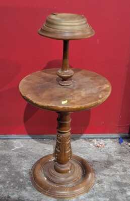 Smokers Stand