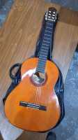 ACOUSTIC GUITAR