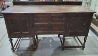 SIDEBOARD