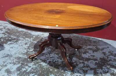 Victorian Loo Table