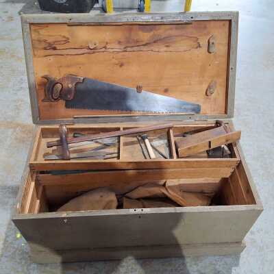 Carpenters Tool Chest