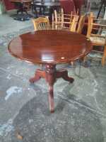KITCHEN TABLE