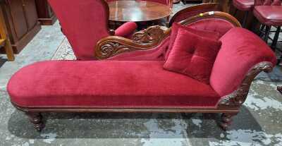 Chaise Lounge