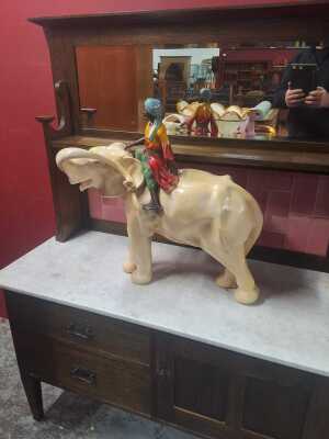 Statue