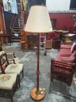 STANDARD LAMP