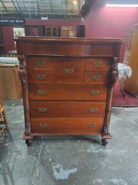 CHEST OF DRAWERS