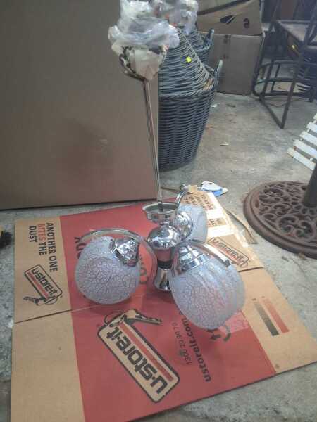 LIGHT FITTING