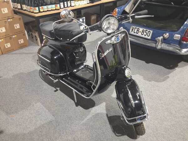 VESPA SCOOTER