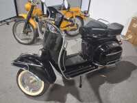 VESPA SCOOTER - 2