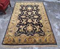 FLOOR RUG