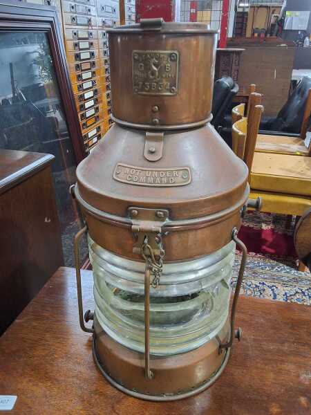 NAUTICAL LIGHT