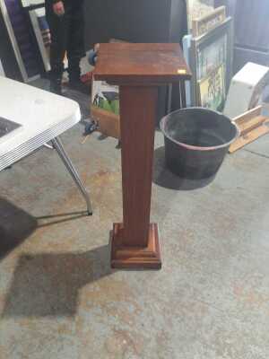 Pedestal