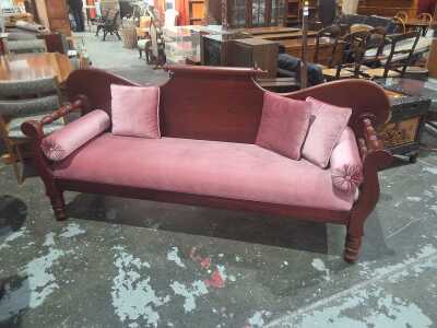 Miners Couch