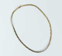 GOLD NECKLACE