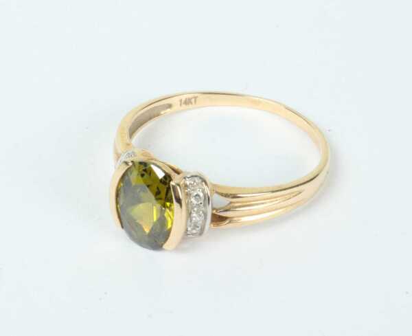 GOLD RING