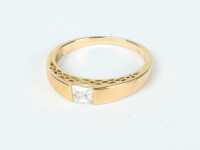 GOLD RING