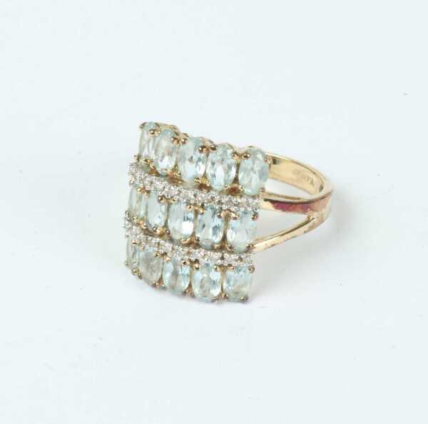 GOLD RING