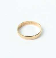 GOLD RING