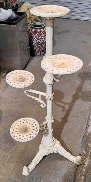 PLANT STAND