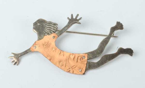 SILVER BROOCH