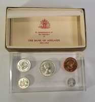 COIN DISPLAY