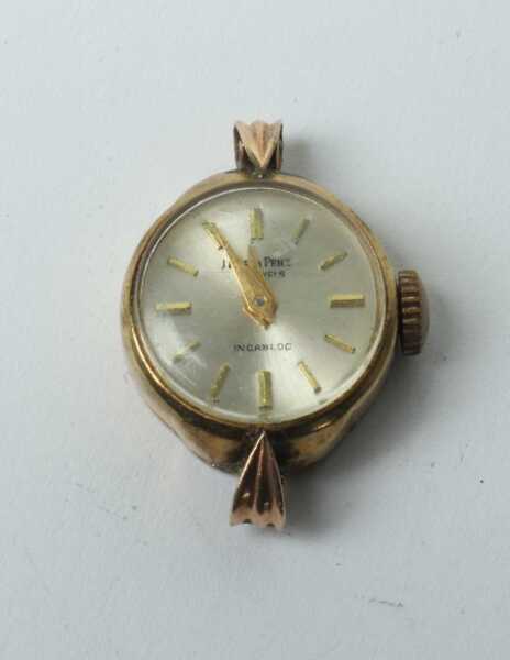 GOLD WATCH