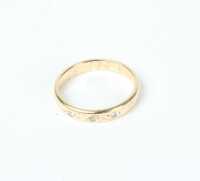 GOLD RING