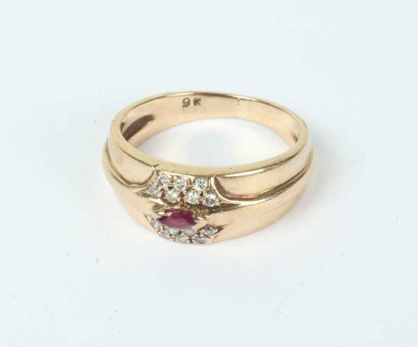 GOLD RING